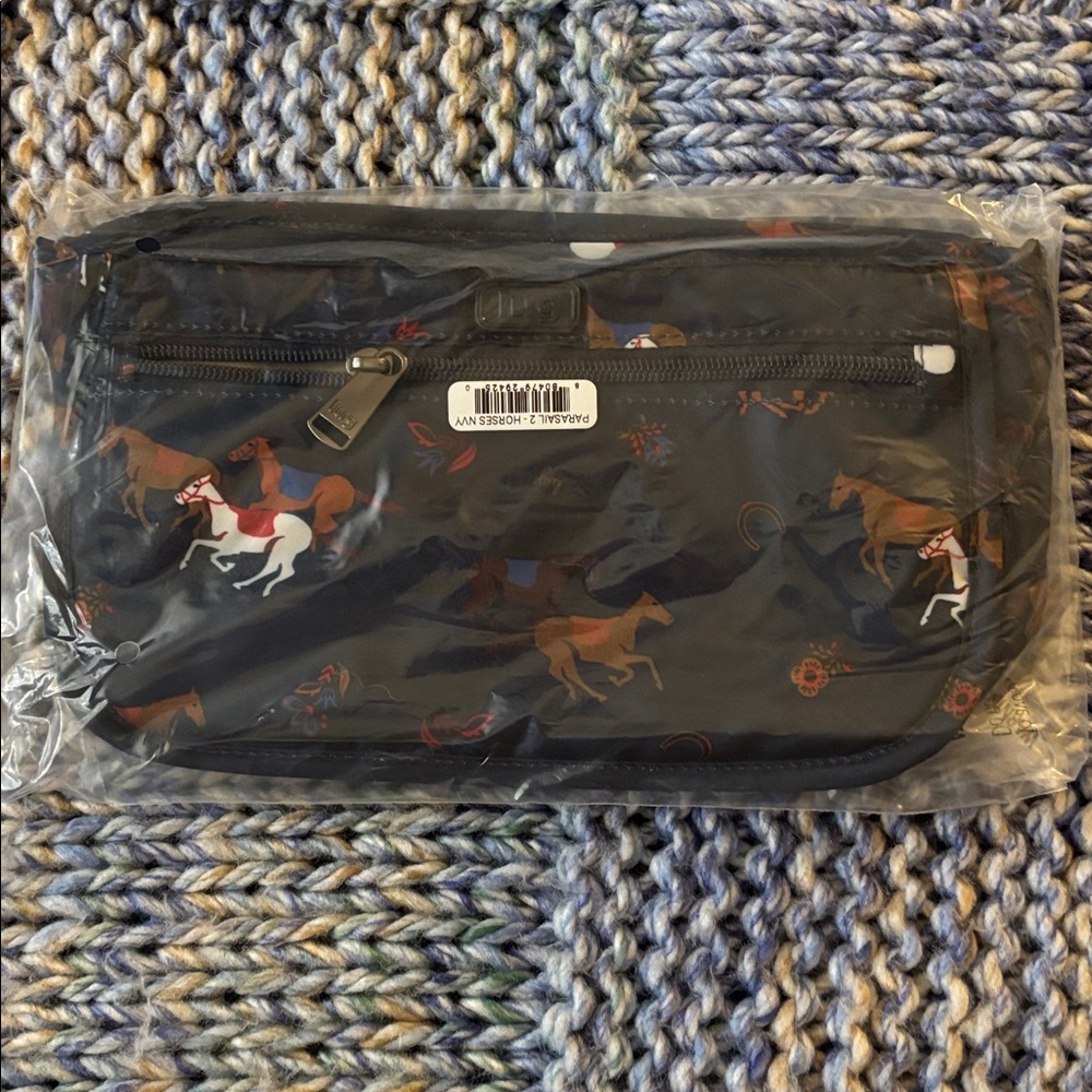 LUG Parasail 2 Cosmetic case